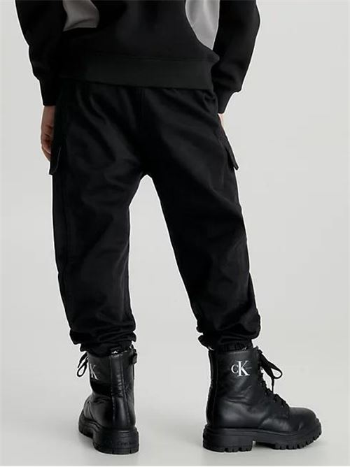 SATEEN CARGO PANTS CALVIN KLEIN JEANS | IB0IB01675T/BEH